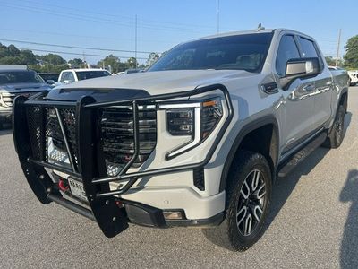 2025 GMC Sierra 1500 — interior view