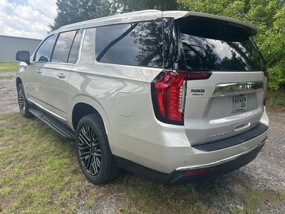 2023 GMC Yukon XL — side profile view