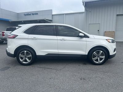 2022 Ford Edge — detail view
