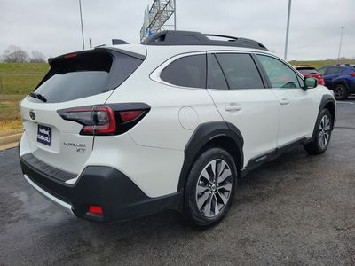 2025 Subaru Outback — detail view