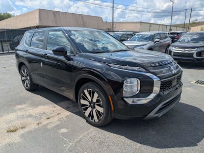 2026 Mitsubishi Outlander — side profile view