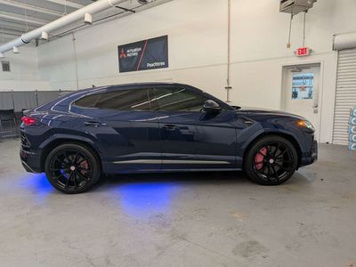 2020 Lamborghini Urus — rear three-quarter view