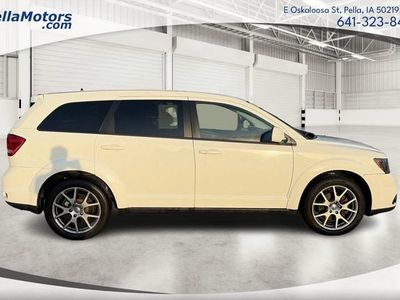 2014 Dodge Journey — side profile view