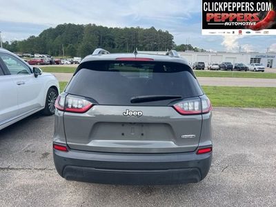 2020 Jeep Cherokee — interior view