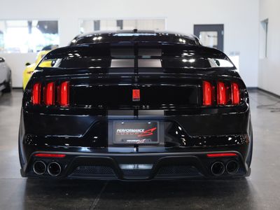 2018 Ford Mustang — detail view