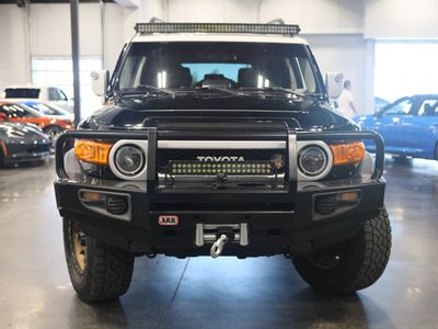 2012 Toyota FJ Cruiser — side profile view