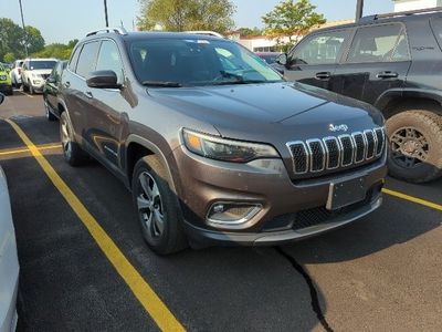 2021 Jeep Cherokee — rear three-quarter view