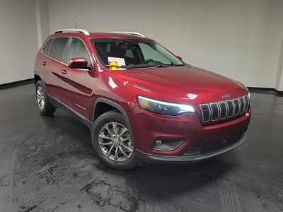 2021 Jeep Cherokee — rear three-quarter view