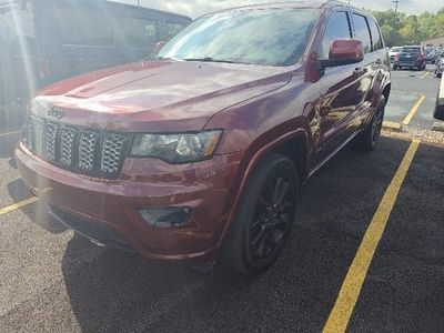 2018 Jeep Grand Cherokee — detail view