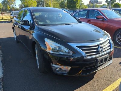 2014 Nissan Altima — interior view