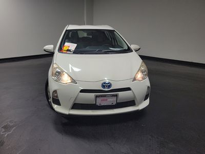 2014 Toyota Prius c — detail view
