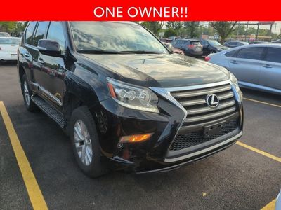 2015 Lexus GX — interior view