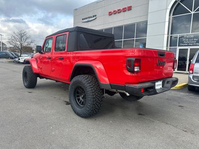 2025 Jeep Gladiator — detail view