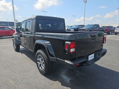 2025 Jeep Gladiator — detail view