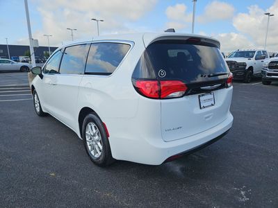2025 Chrysler Voyager — detail view