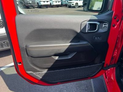 2025 Jeep Wrangler — detail view
