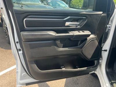 2025 RAM 1500 — detail view