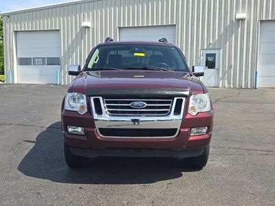 2008 Ford Explorer Sport Trac — side profile view
