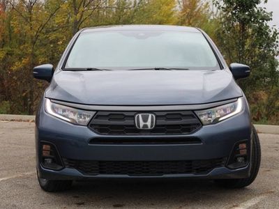 2026 Honda Odyssey — side profile view