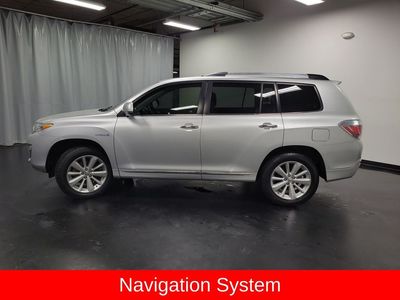 2013 Toyota Highlander Hybrid — detail view
