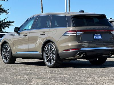 2025 Lincoln Aviator — detail view
