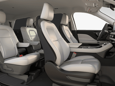 2026 Lincoln Aviator — detail view