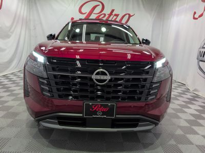 2026 Nissan Pathfinder — side profile view