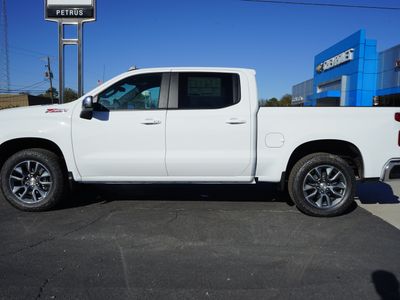 2026 Chevrolet Silverado 1500 — side profile view