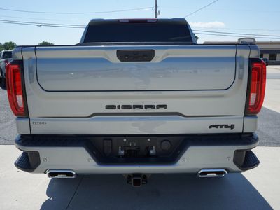2023 GMC Sierra 1500 — interior view