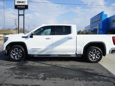 2022 GMC Sierra 1500 — side profile view