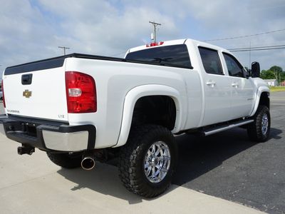 2007 Chevrolet Silverado 2500 HD — detail view