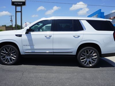2026 GMC Yukon — side profile view