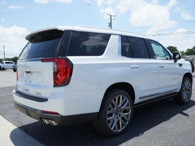 2026 GMC Yukon — detail view