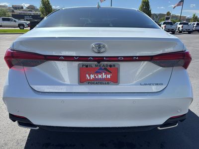 2019 Toyota Avalon — rear three-quarter view