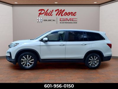 2020 Honda Pilot — rear three-quarter view