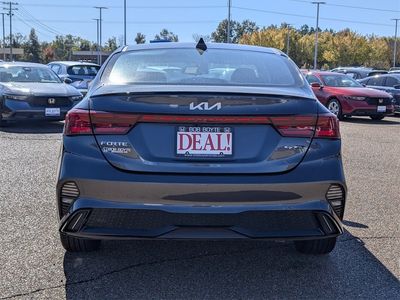 2023 Kia Forte - Photo 3