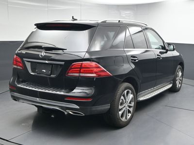 2016 Mercedes-Benz GLE 350 SUV — detail view
