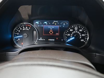 2018 Ford F-150 LARIAT Truck SuperCrew Cab — photo 10 view