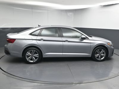 2024 Volkswagen Jetta 1.5T SE Sedan - Photo 8