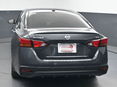 2022 Nissan Altima 2.5 SV Sedan — engine compartment view
