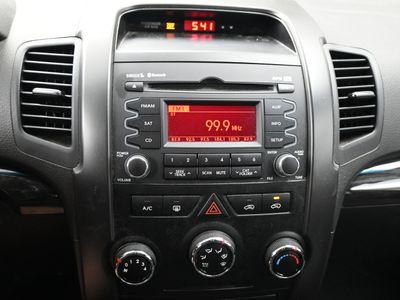 2012 Kia Sorento LX SUV - Photo 15