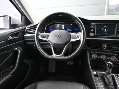 2024 Volkswagen Jetta 1.5T SE Sedan - Photo 13