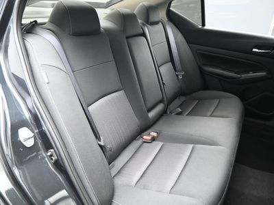 2022 Nissan Altima 2.5 SV Sedan — photo 14 view