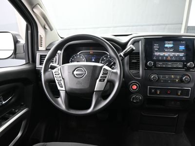 2024 Nissan Titan SV Truck Crew Cab - Photo 13
