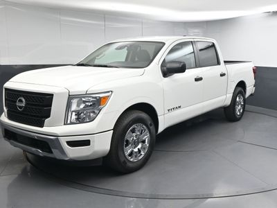 2024 Nissan Titan SV Truck Crew Cab - Photo 1