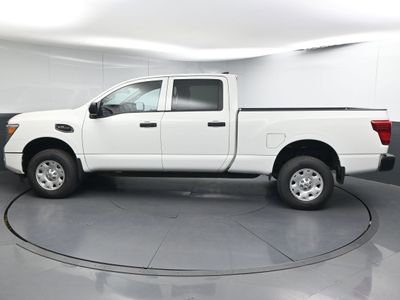 2022 Nissan Titan XD S Truck Crew Cab - Photo 7