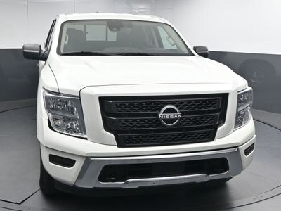 2024 Nissan Titan SV Truck Crew Cab - Photo 3
