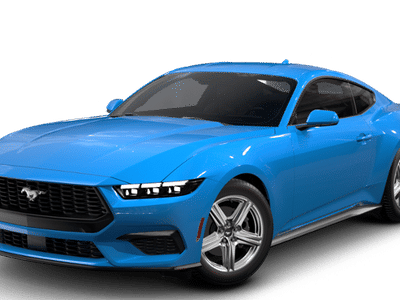 2026 Ford Mustang - Photo 2