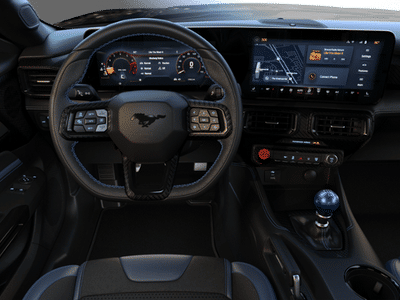 2026 Ford Mustang - Photo 9