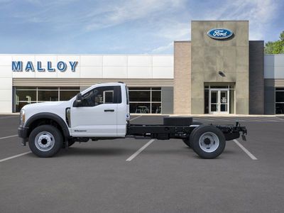 2025 Ford Chassis Cab - Photo 41